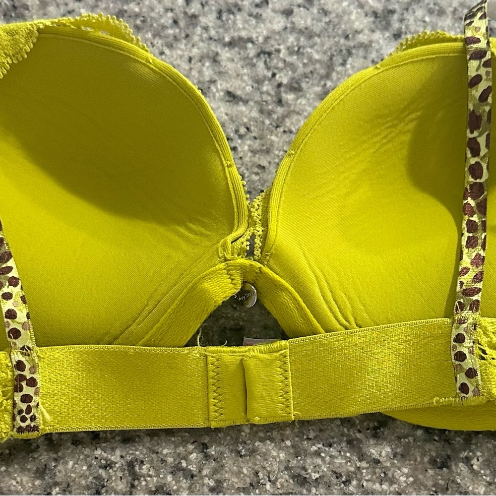 Victoria’s Secret Very Sexy Collection - Picture 5 of 6